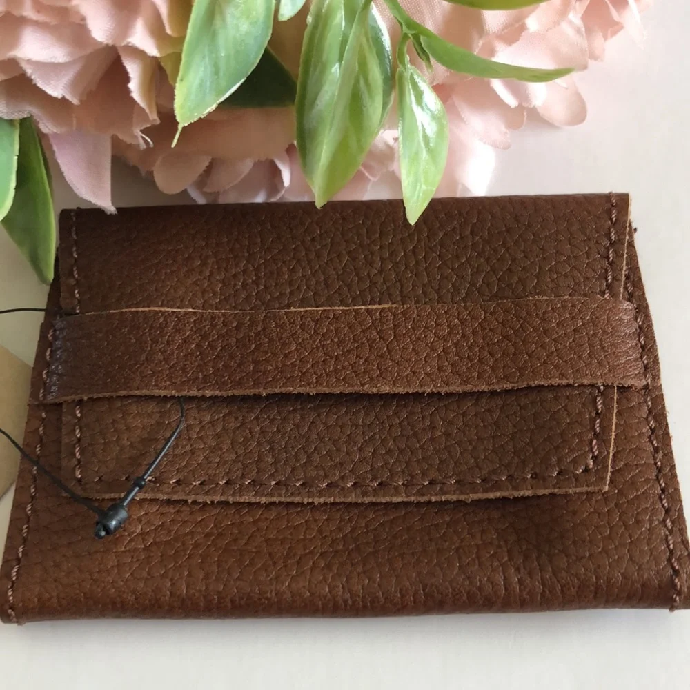 Wilson’s Brown Leather Slim Wallet Wilson’s leather soft card slim wallet